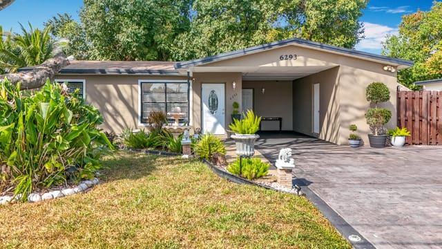 6293 NW 27th Street-12