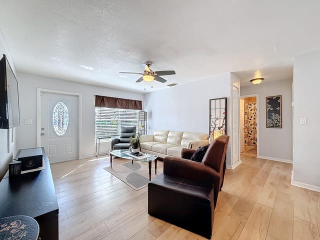 6293 NW 27th Street-16