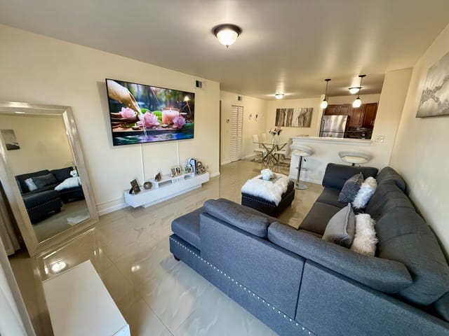 3280 NW 104th Avenue 3280, Coral Springs, FL 33065