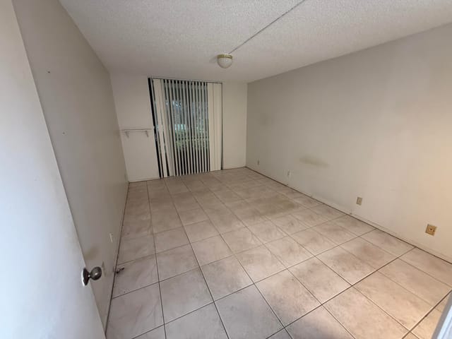 6190 Woodlands Boulevard 118, Tamarac, FL 33319