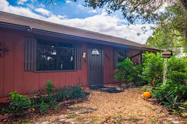 17672 38th Road N, The Acreage, FL 33470