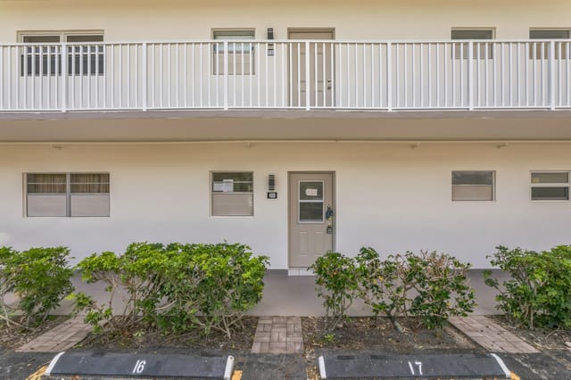 02_5102_NW_36th_St_Lauderdale_Lakes_FL_3