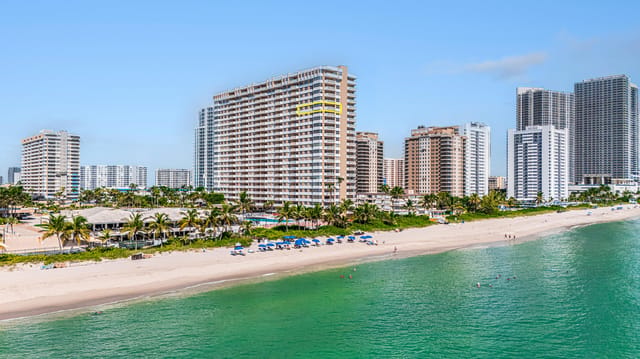 1950 S Ocean Drive 18q, Hallandale Beach, FL 33009