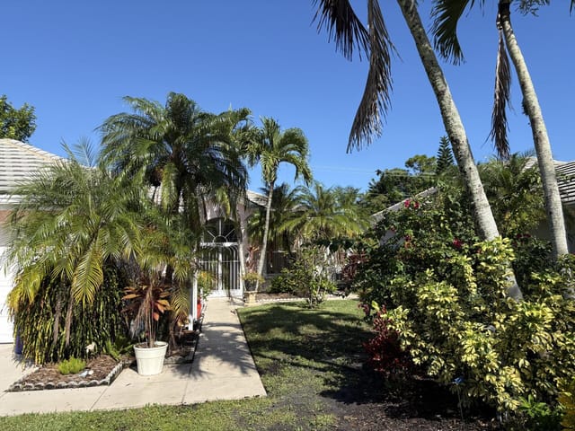 7625 SE Bay Cedar Circle, Hobe Sound, FL 33455