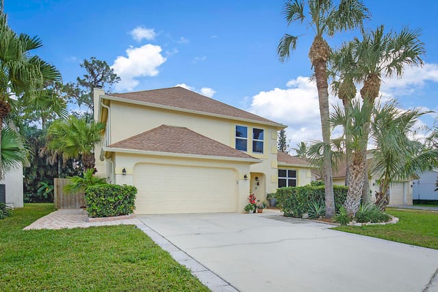 3847 Woods Walk Blvd -3