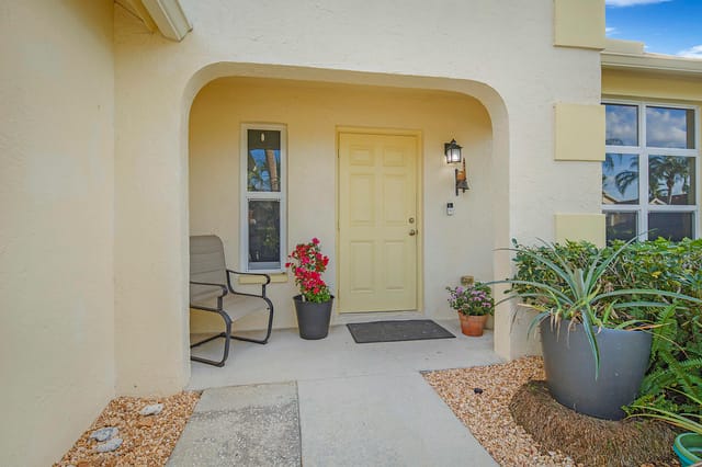 3847 Woods Walk Blvd -4