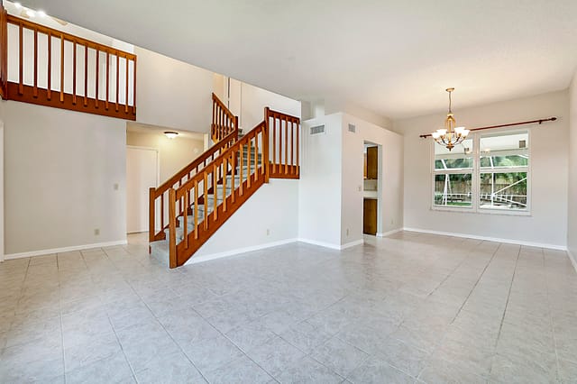 3847 Woods Walk Blvd -7
