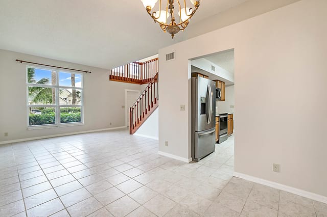3847 Woods Walk Blvd -9