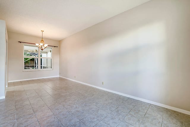 3847 Woods Walk Blvd -10