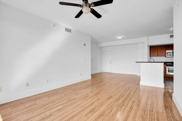 11-web-or-mls-223-3470