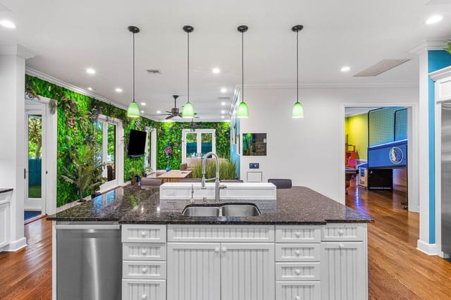 007-963EveStreet-DelrayBeach-FL-33483-SM