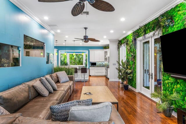 009-963EveStreet-DelrayBeach-FL-33483-SM
