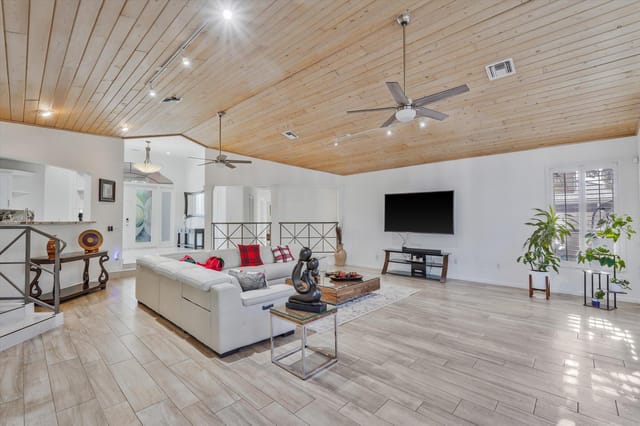 07-13473 Northumberland Circle-7