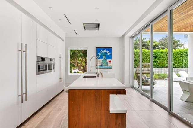 KITCHEN_STRAIGHT