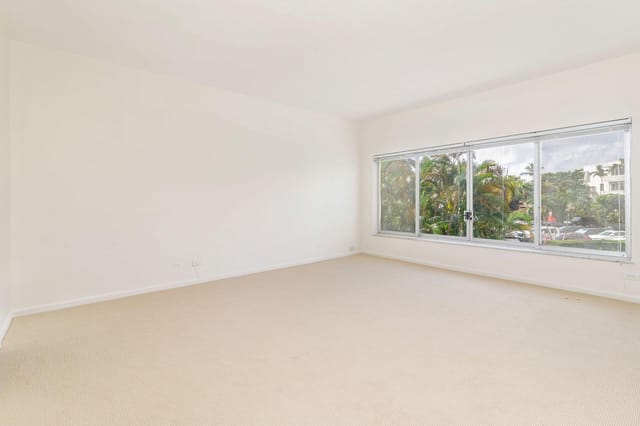 Primary En Suite Bedroom