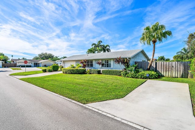 004-4345GardeniaDrive-PalmBeachGardens-F