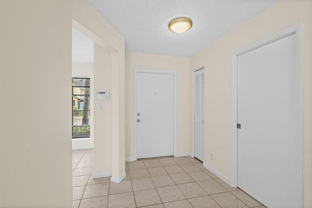 005-9112Southwest21stCourt-BocaRaton-FL-