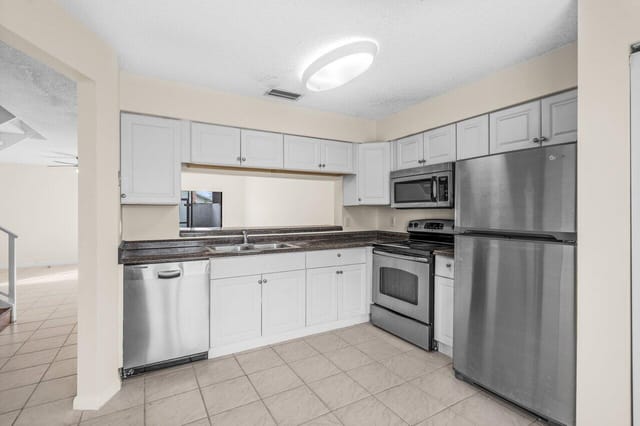 007-9112Southwest21stCourt-BocaRaton-FL-