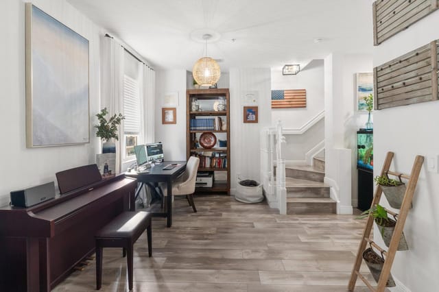 Lisa 2nd floor staircase
