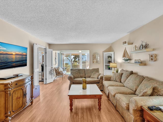 Living Room & Florida Room