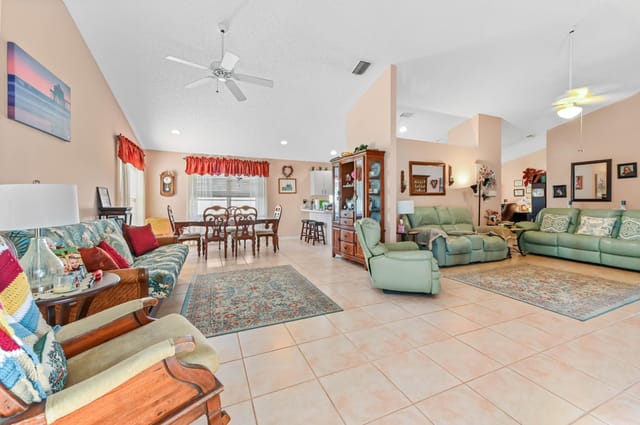 09 Living room 04