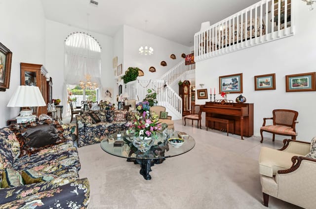 08 Living Room 04