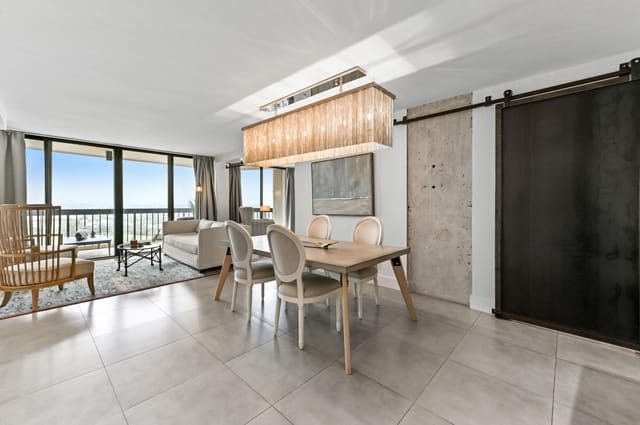 18 dining room 01
