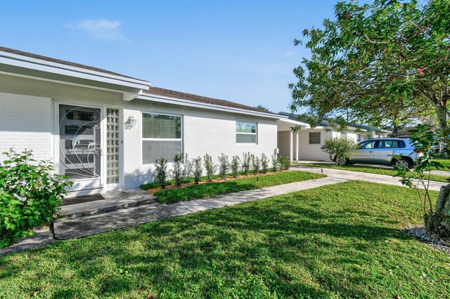 1004StillwaterDr(5)