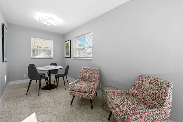 1004StillwaterDr(9)