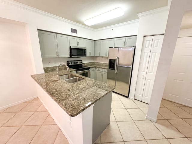 6434 Emerald Dunes Drive 203