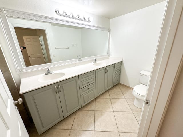 6434 Emerald Dunes Drive 203