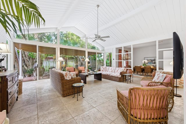 110 Merrain Road, Palm Beach