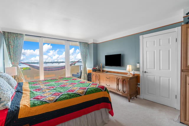 Main bedroom