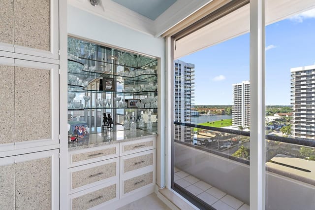 010-100LakeshoreDr-1056-NorthPalmBeach-S