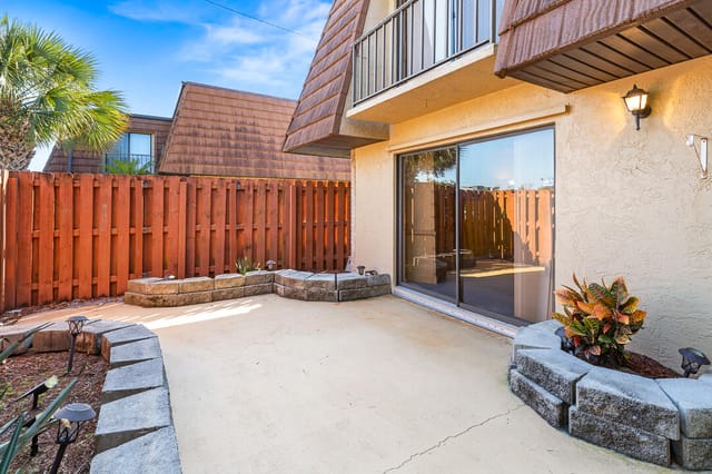 1402 Nebraska Avenue Unit 13-D-28