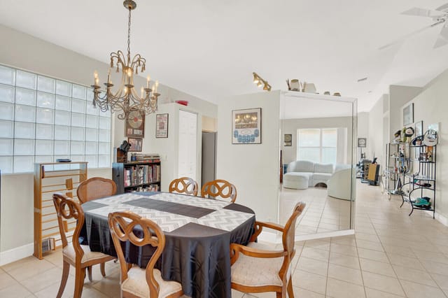 Formal Dining