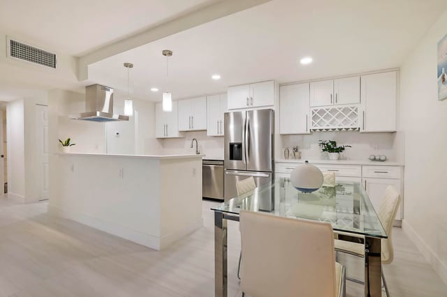White - contemporary kitchen