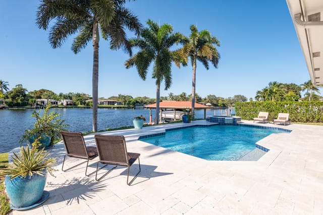 © Clark-7025 Pine Tree Lane-010