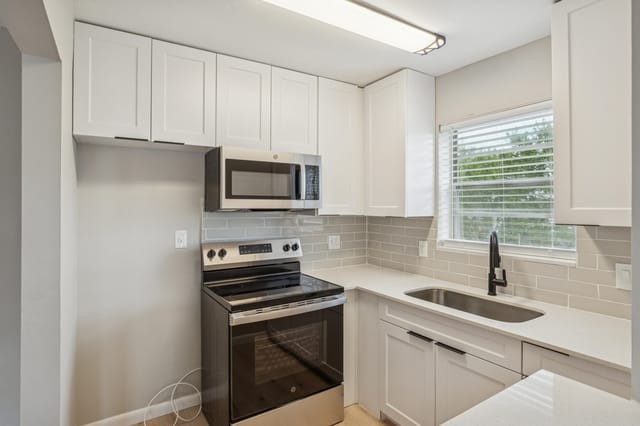 Kitchen (2)
