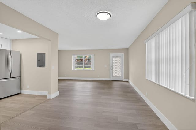 LIVING / DINING