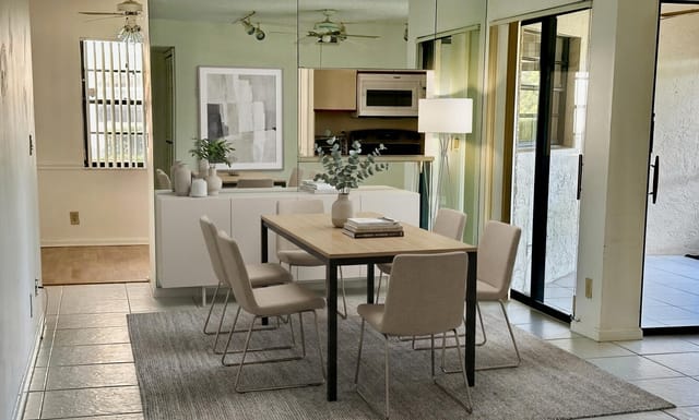 STAGED DINING AREA