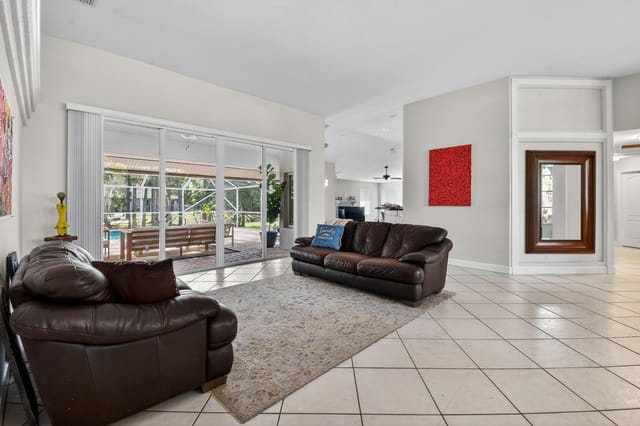 13462KeyLimeBlvd(10)