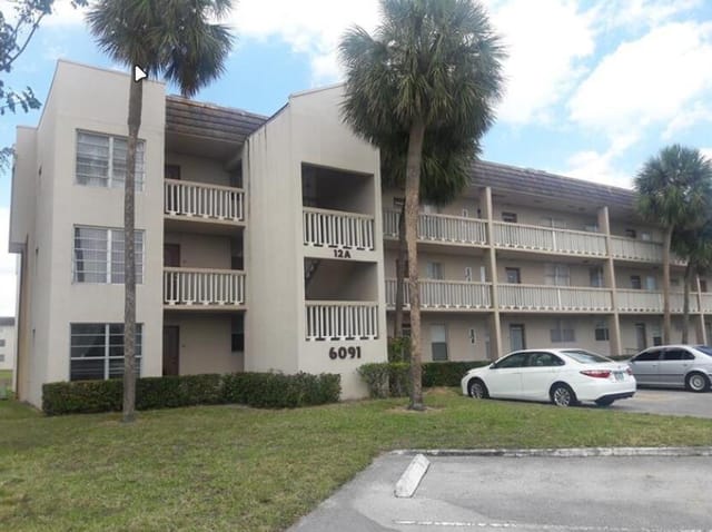6091 NW 61st Avenue 110, Tamarac, FL 33319