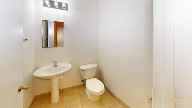 Highgate-Dr-Bathroom-Defurnished