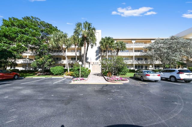 2905 Victoria Place K3, Coconut Creek, FL 33066