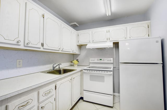 Immaculate kitchen
