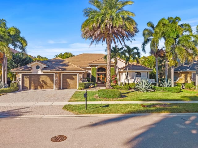 10710 Versailles Boulevard, Wellington, FL 33449