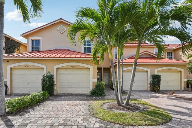 1-web-or-mls-Crystal Lake Dr-S0502-001