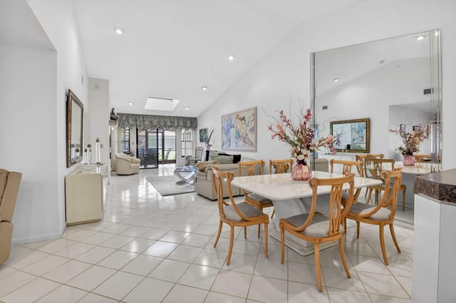 DINING AREA TO LR