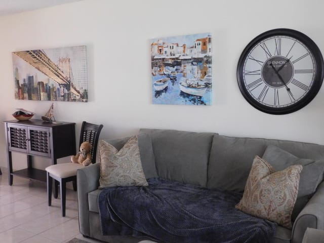 Living Room 3